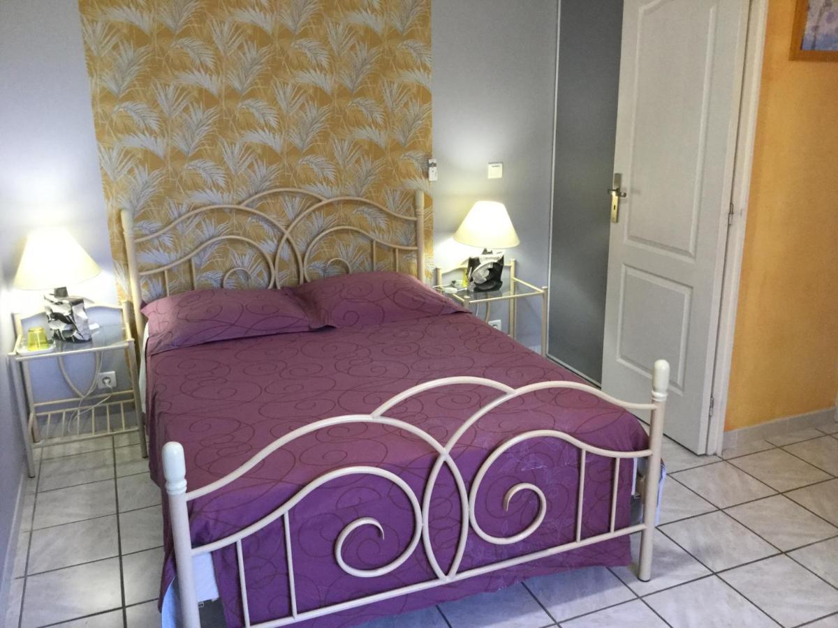 Bed and Breakfast Mas Soleil Et Vignes Saint-Hippolyte  Exterior foto